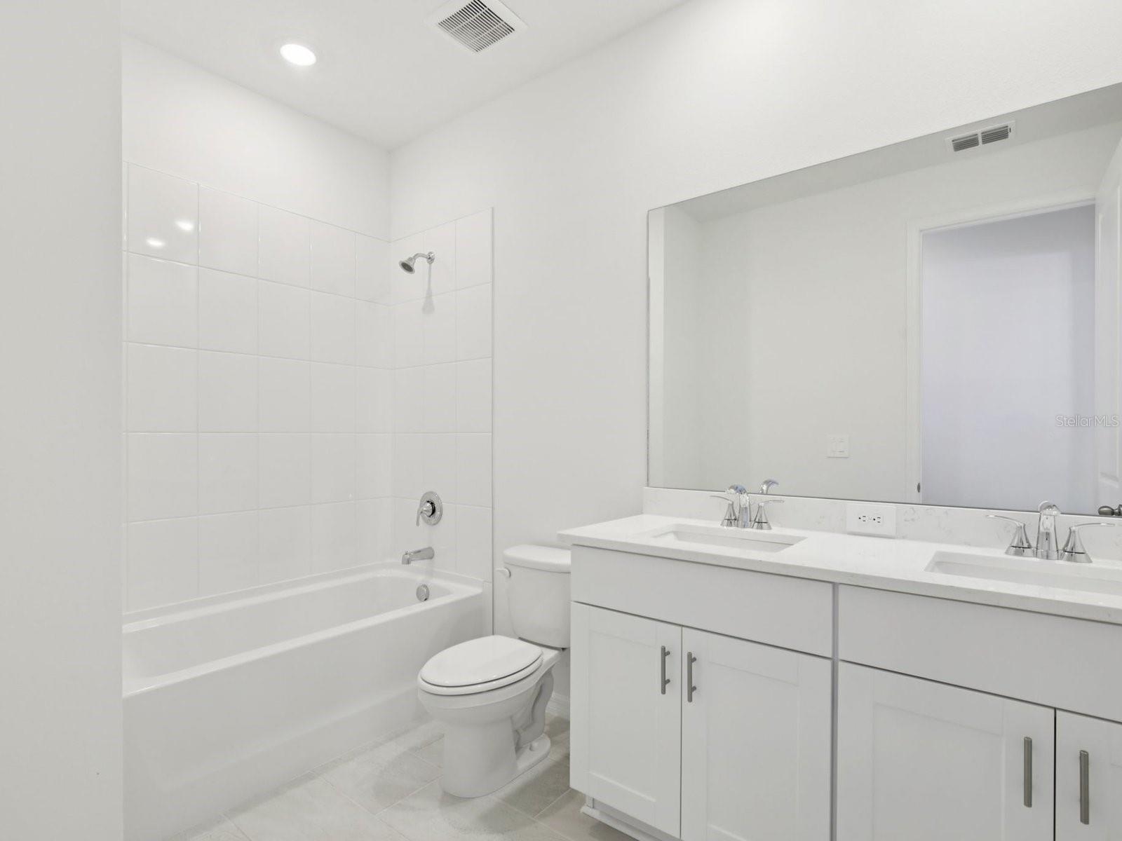 13315 SHELLMORE AVE — photo 7