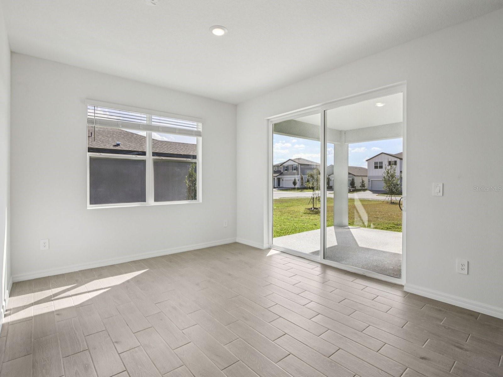 13310 SHELLMORE AVE — photo 9