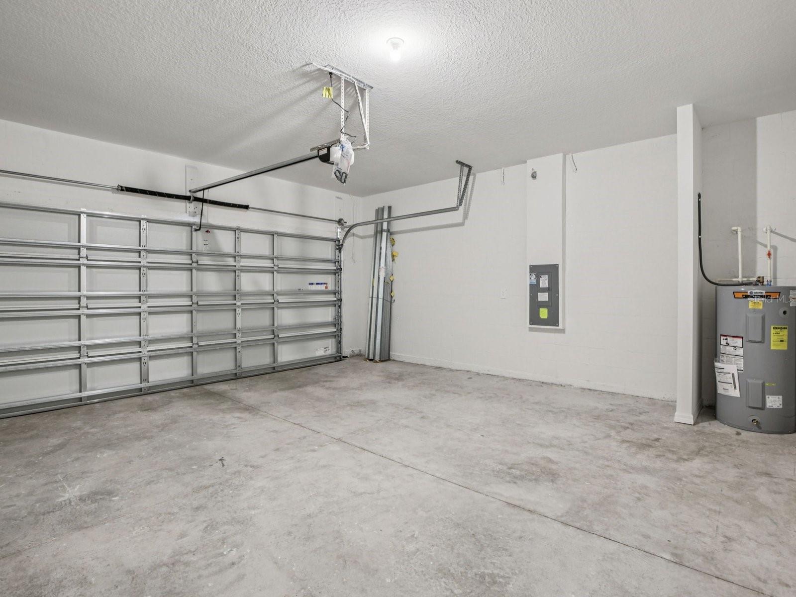 13310 SHELLMORE AVE — photo 31