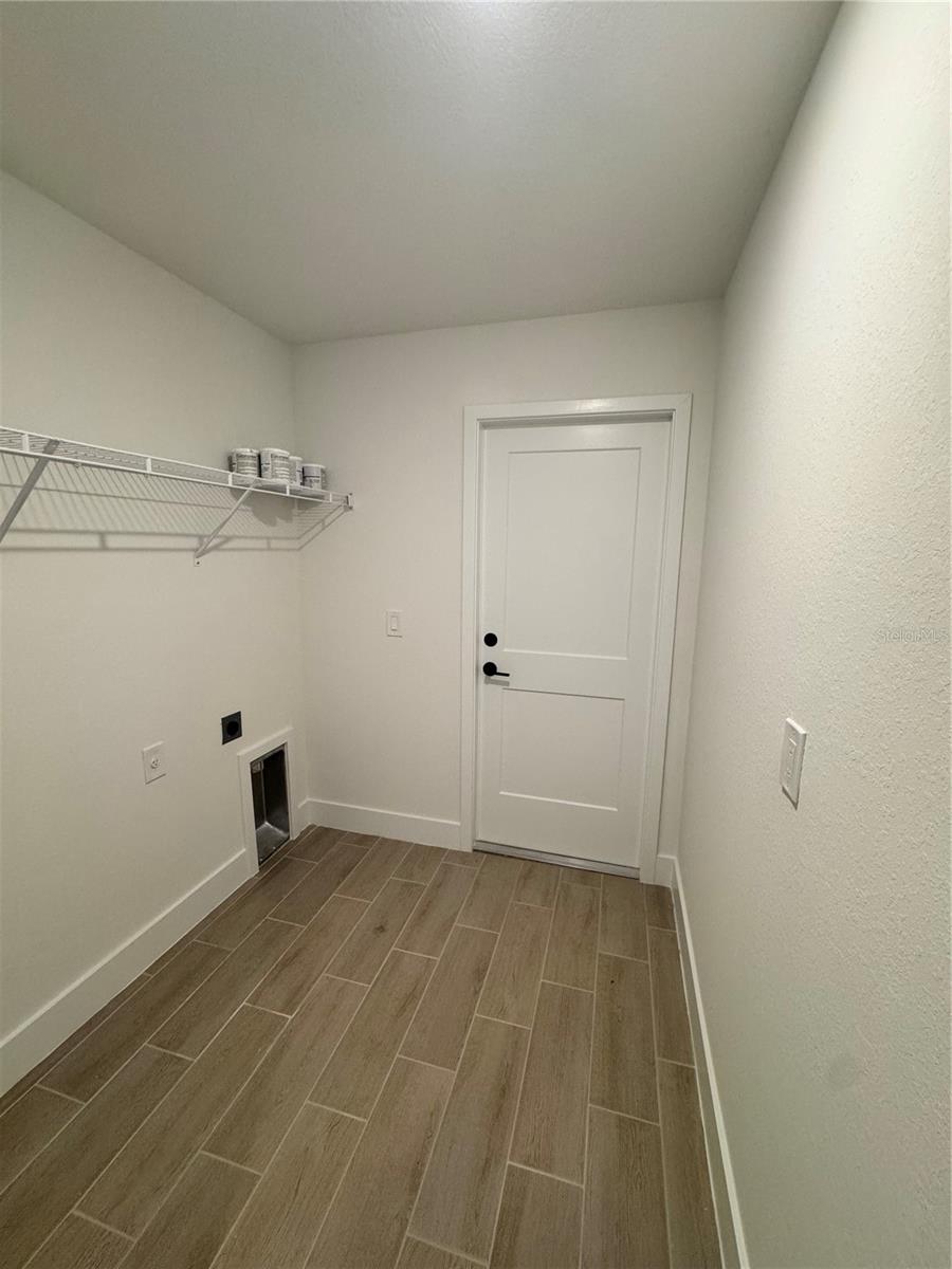 5923 GIFFEN AVE — photo 10