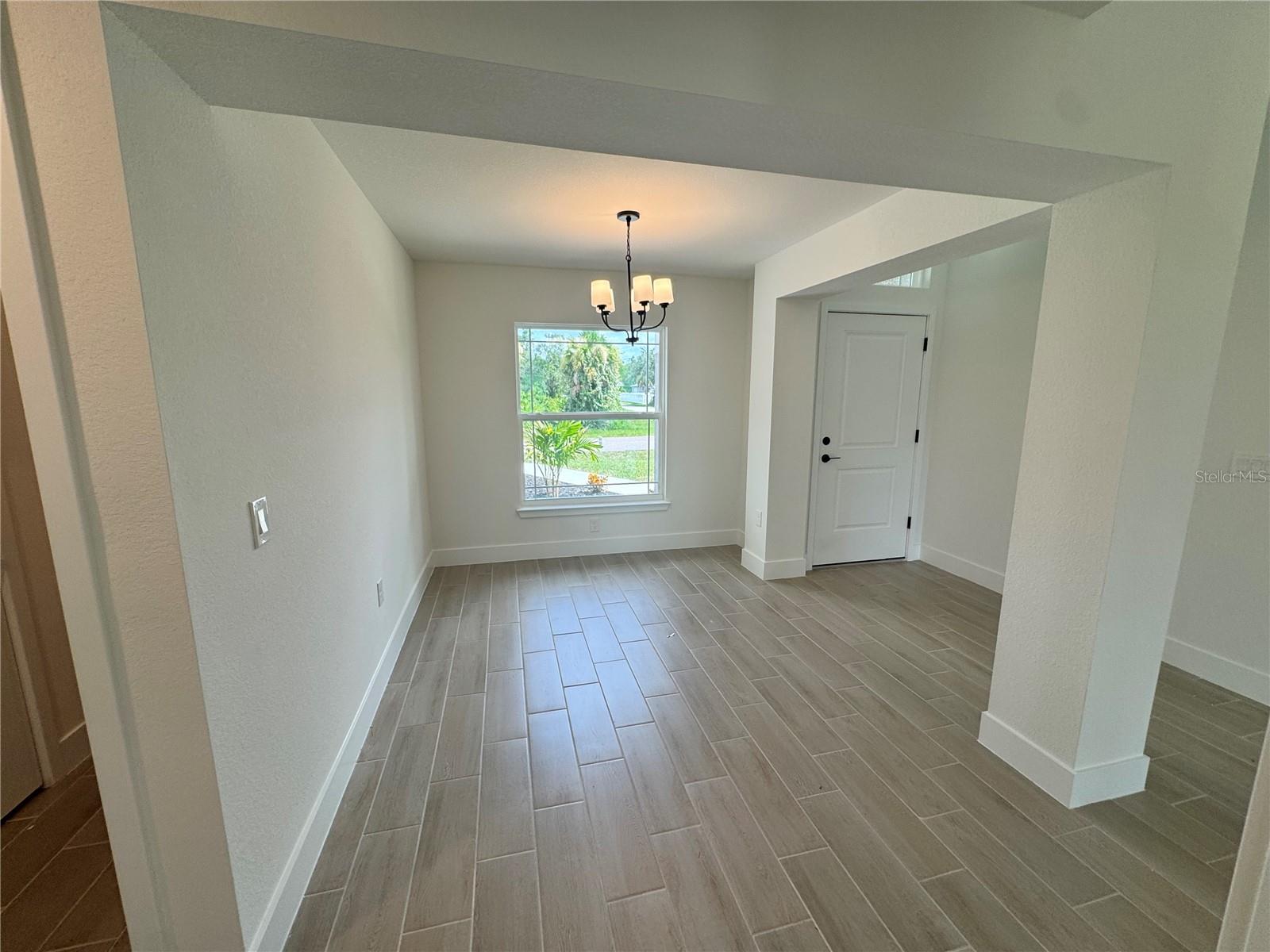 5923 GIFFEN AVE — photo 11