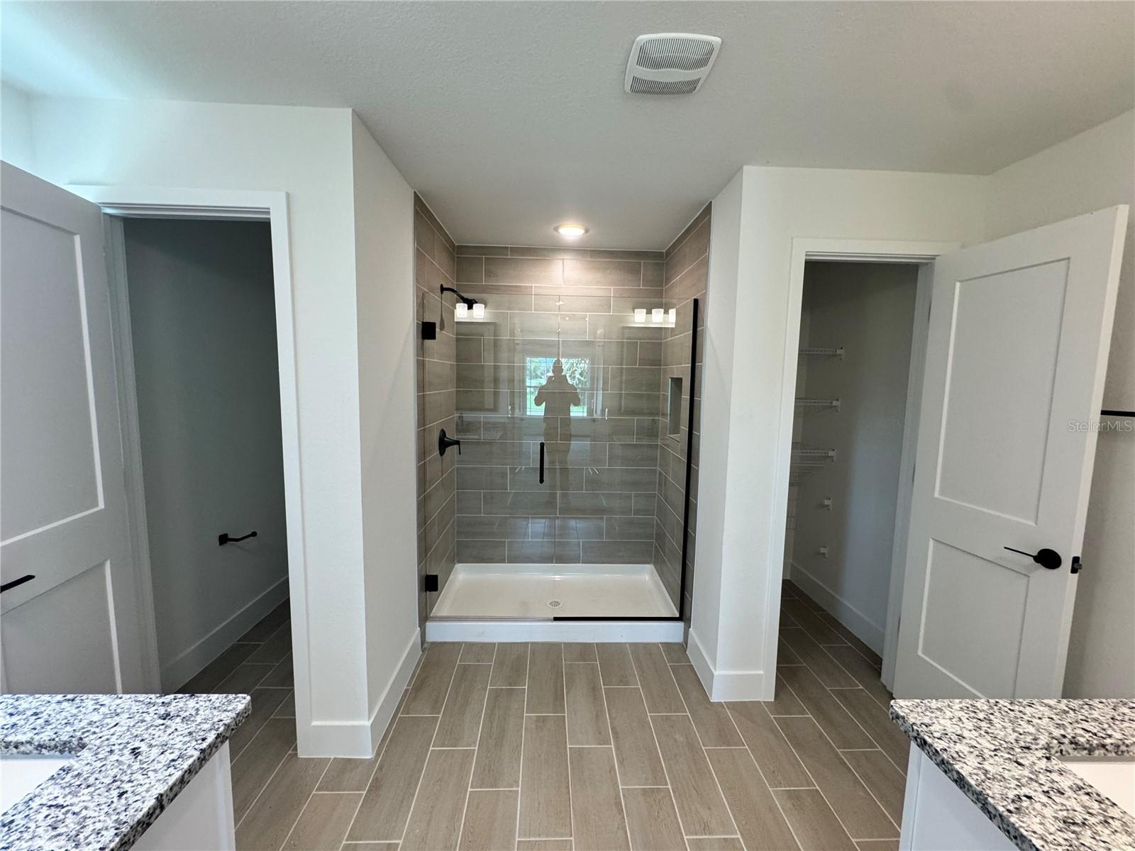5923 GIFFEN AVE — photo 3