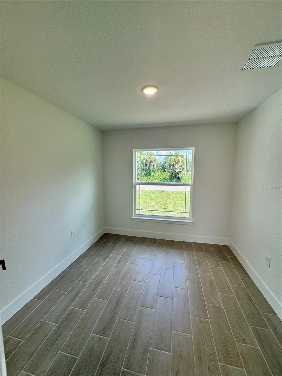 5923 GIFFEN AVE — photo 6