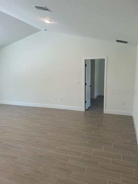 2968 TRAVERSE AVE — photo 3
