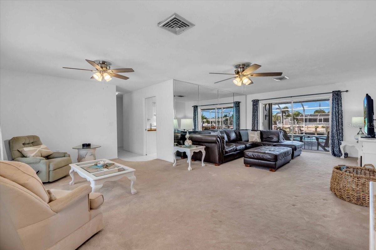 3816 ROYAL PALM DR — photo 4
