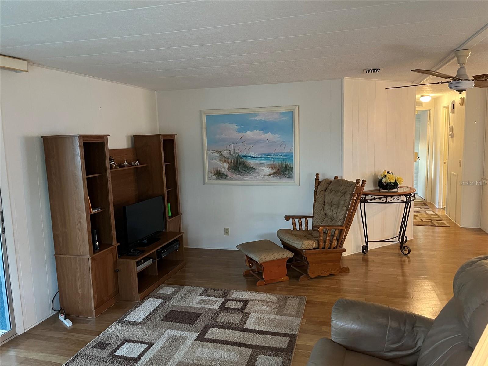 806 JOLANDA CIR — photo 14