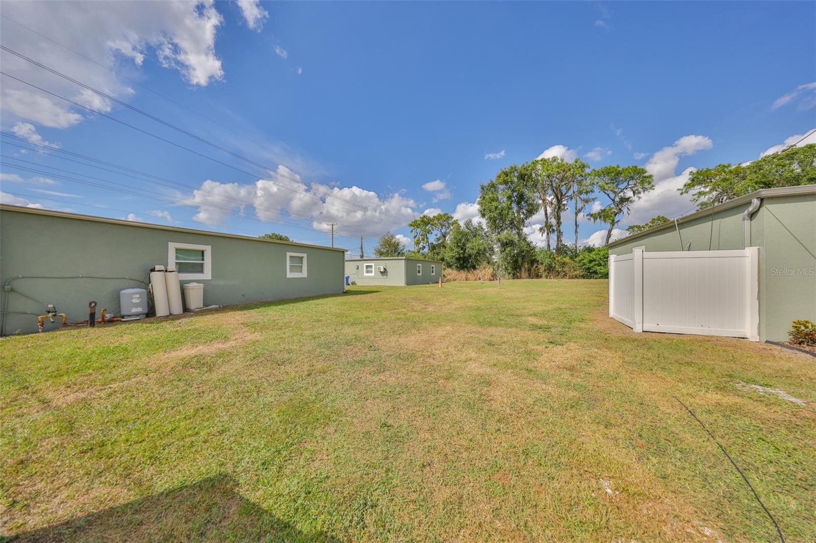 11708 BALM RIVERVIEW RD — photo 37