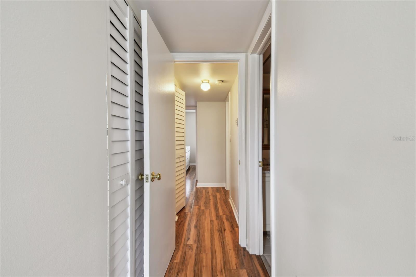 5095 BAY ST NE #103 — photo 16
