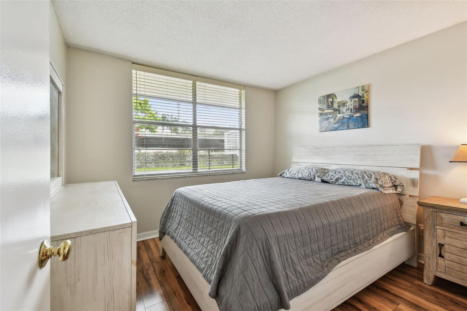 5095 BAY ST NE #103 — photo 17
