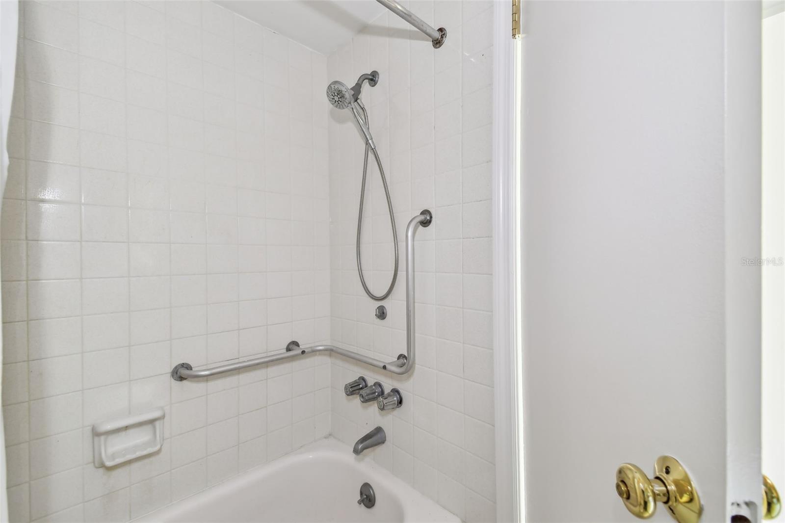 5095 BAY ST NE #103 — photo 15
