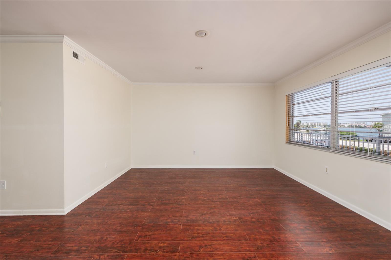 1893 SHORE DR S #209 — photo 6