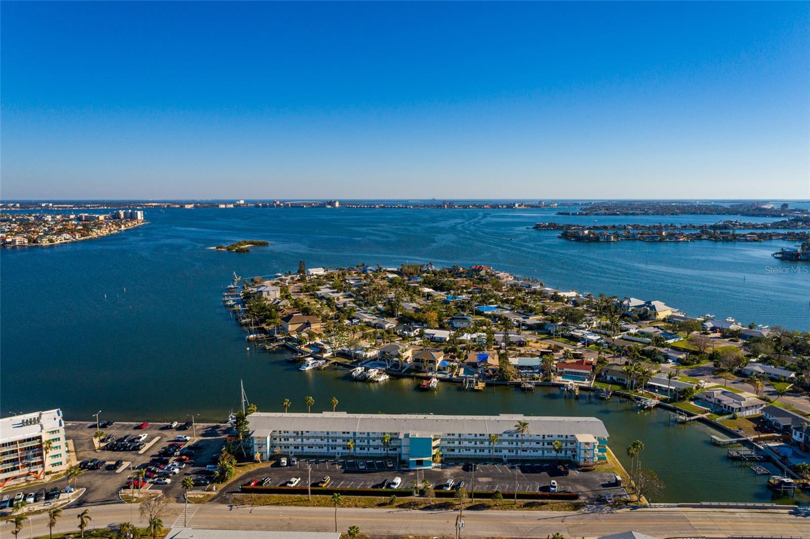 1893 SHORE DR S #209 — photo 2