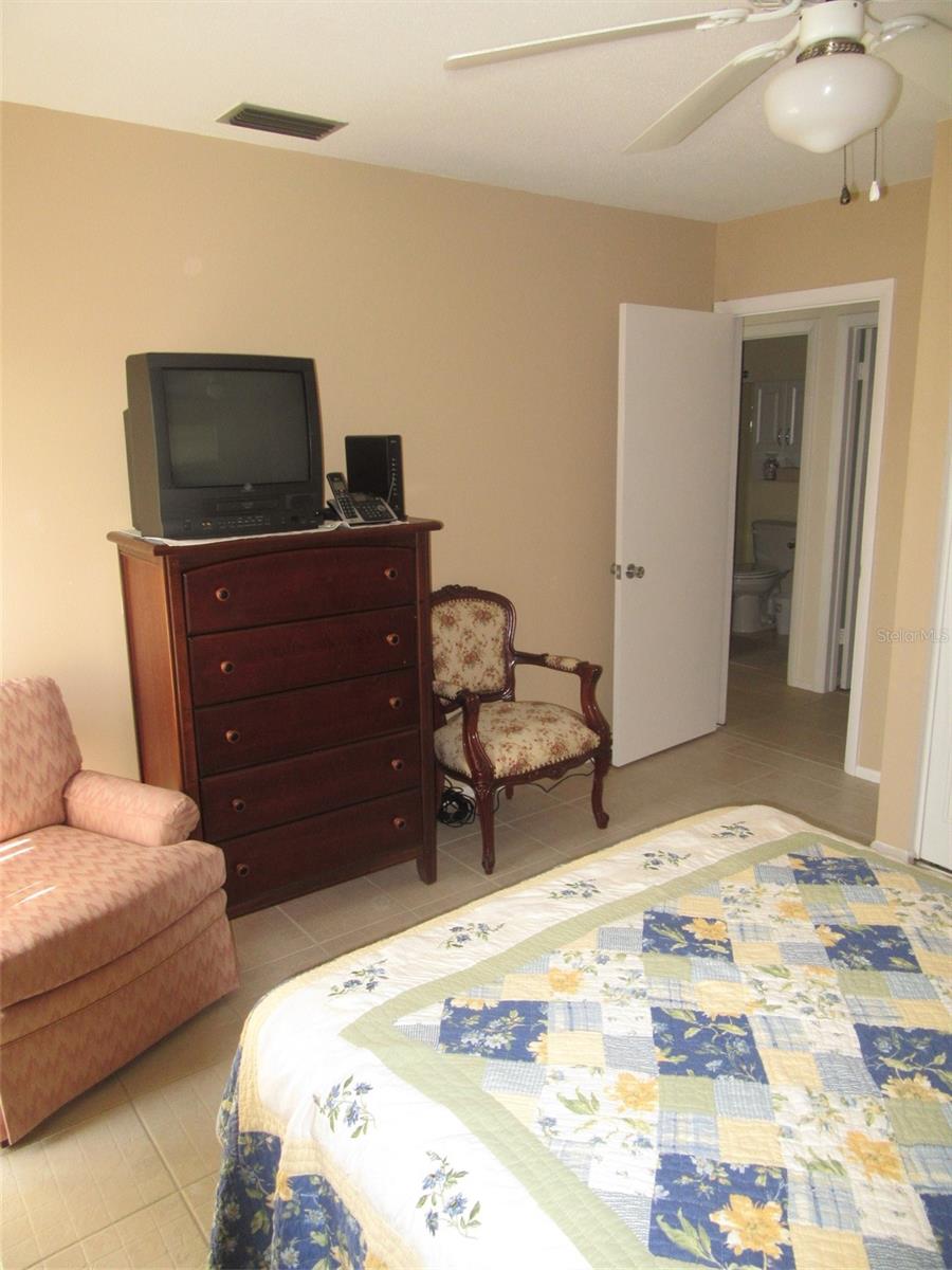 8158 FAY AVE — photo 16