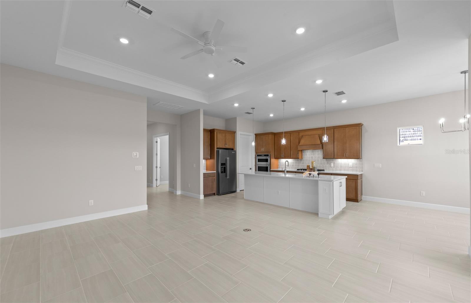 1835 SILVER SHORES BLVD — photo 5