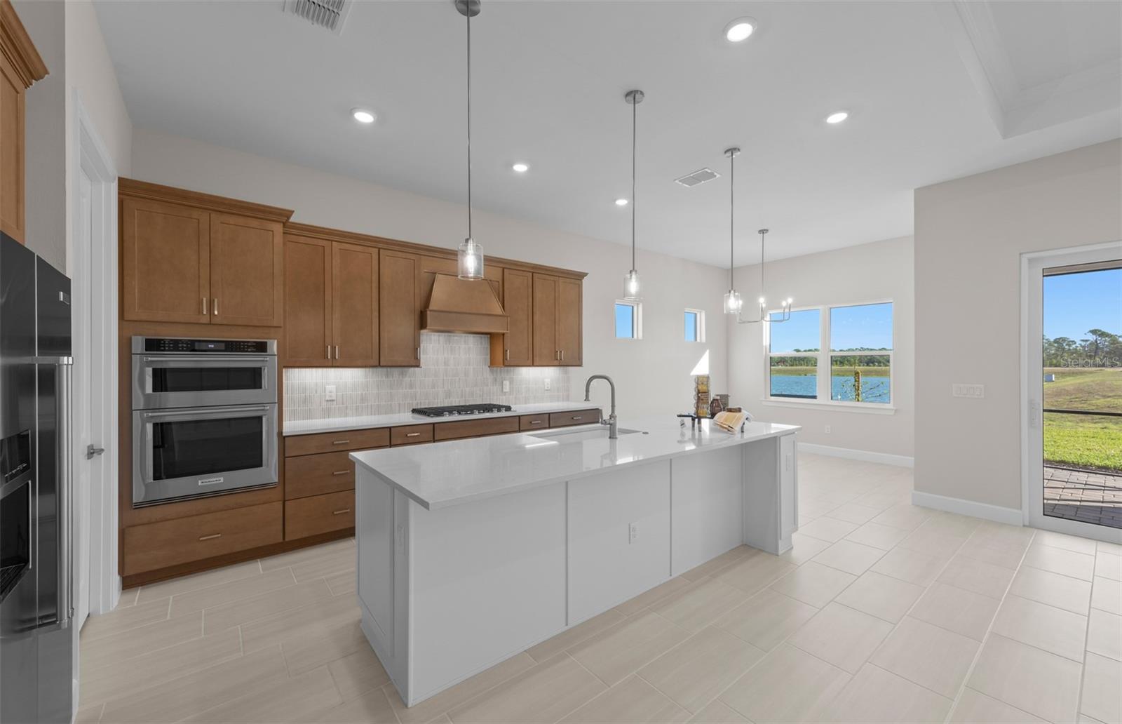 1835 SILVER SHORES BLVD — photo 8