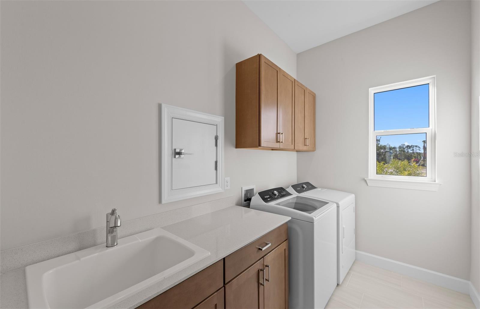 1835 SILVER SHORES BLVD — photo 23