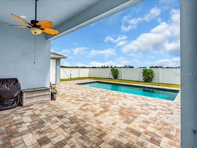 5054 LAKE TOSCANA DR — photo 41