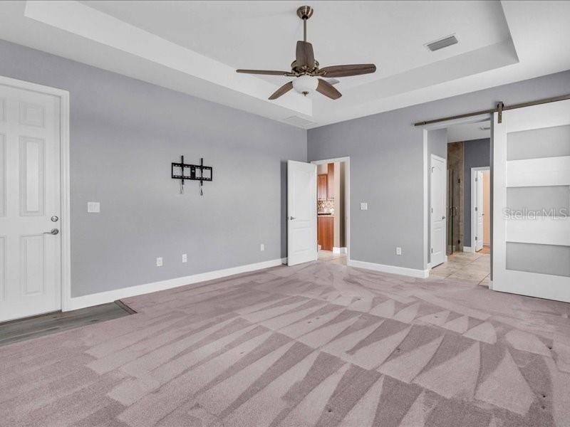 5054 LAKE TOSCANA DR — photo 32