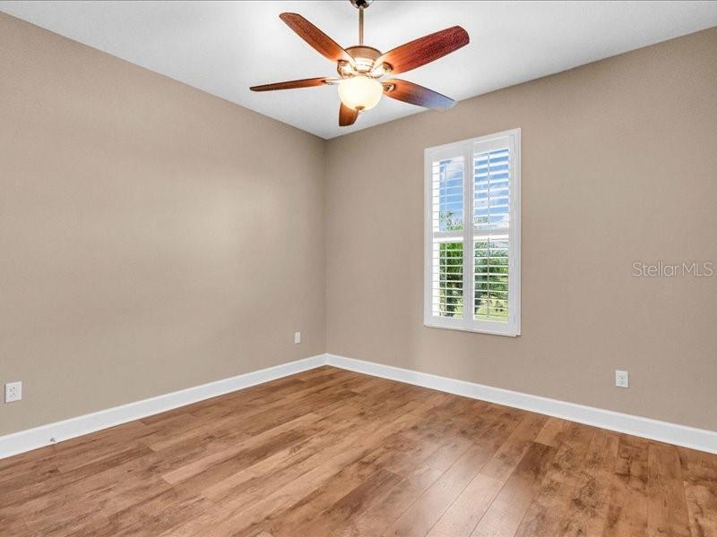 5054 LAKE TOSCANA DR — photo 27