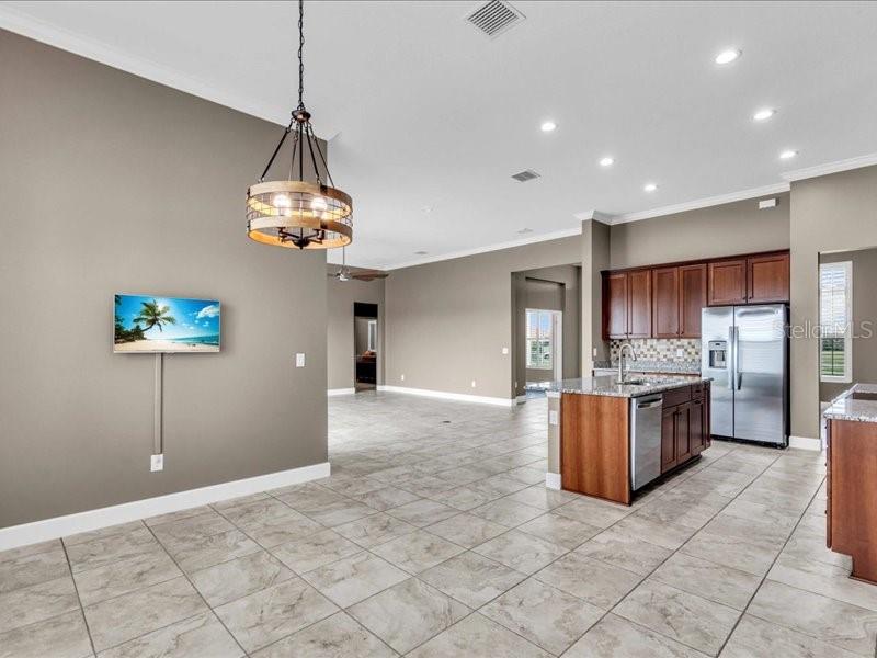 5054 LAKE TOSCANA DR — photo 18