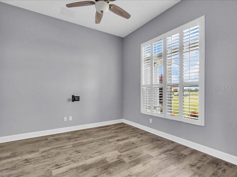 5054 LAKE TOSCANA DR — photo 9