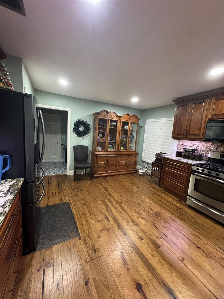 3545 LAKE PADGETT DR — photo 21