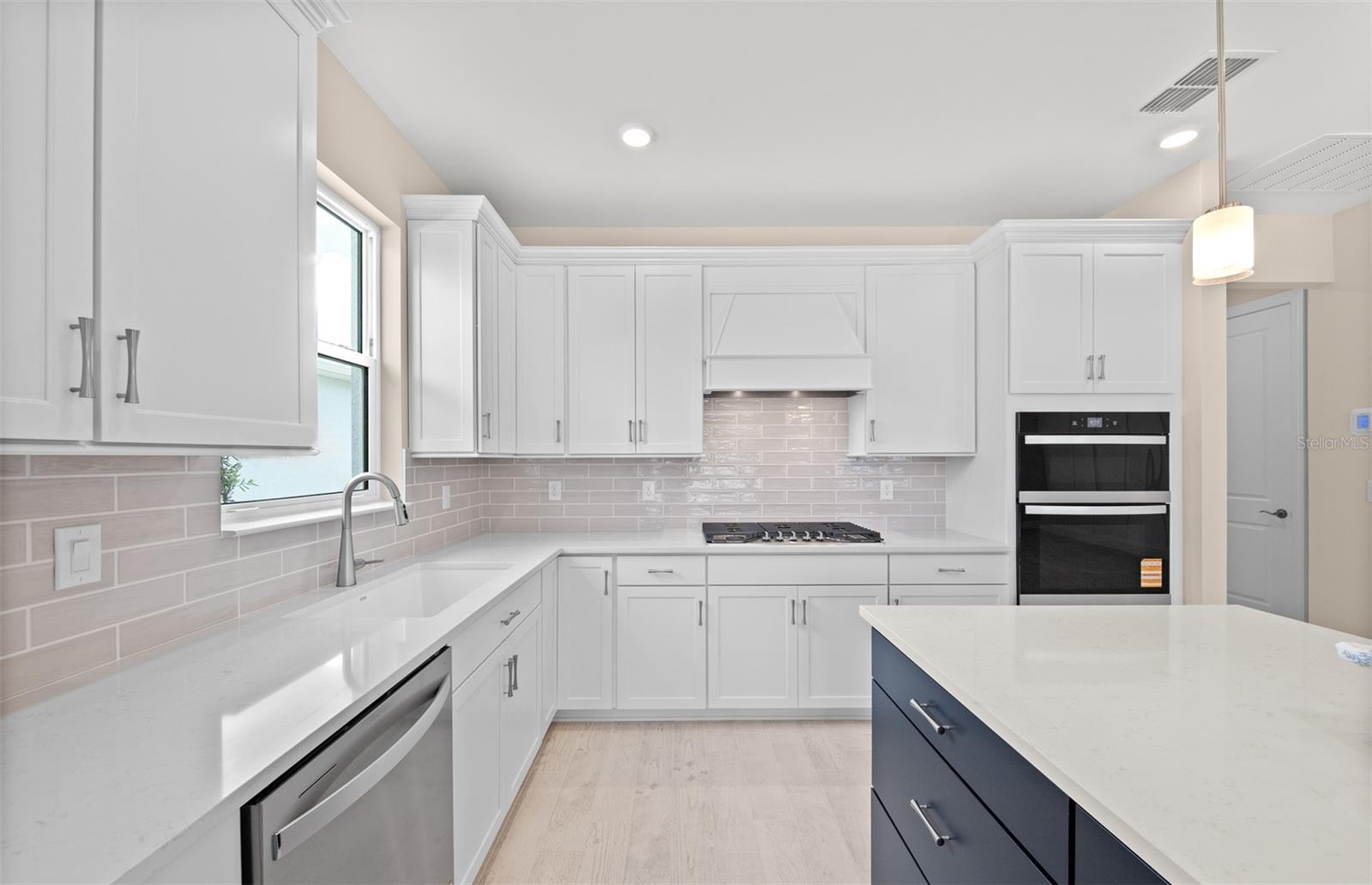 1828 SILVER SHORES BLVD — photo 7