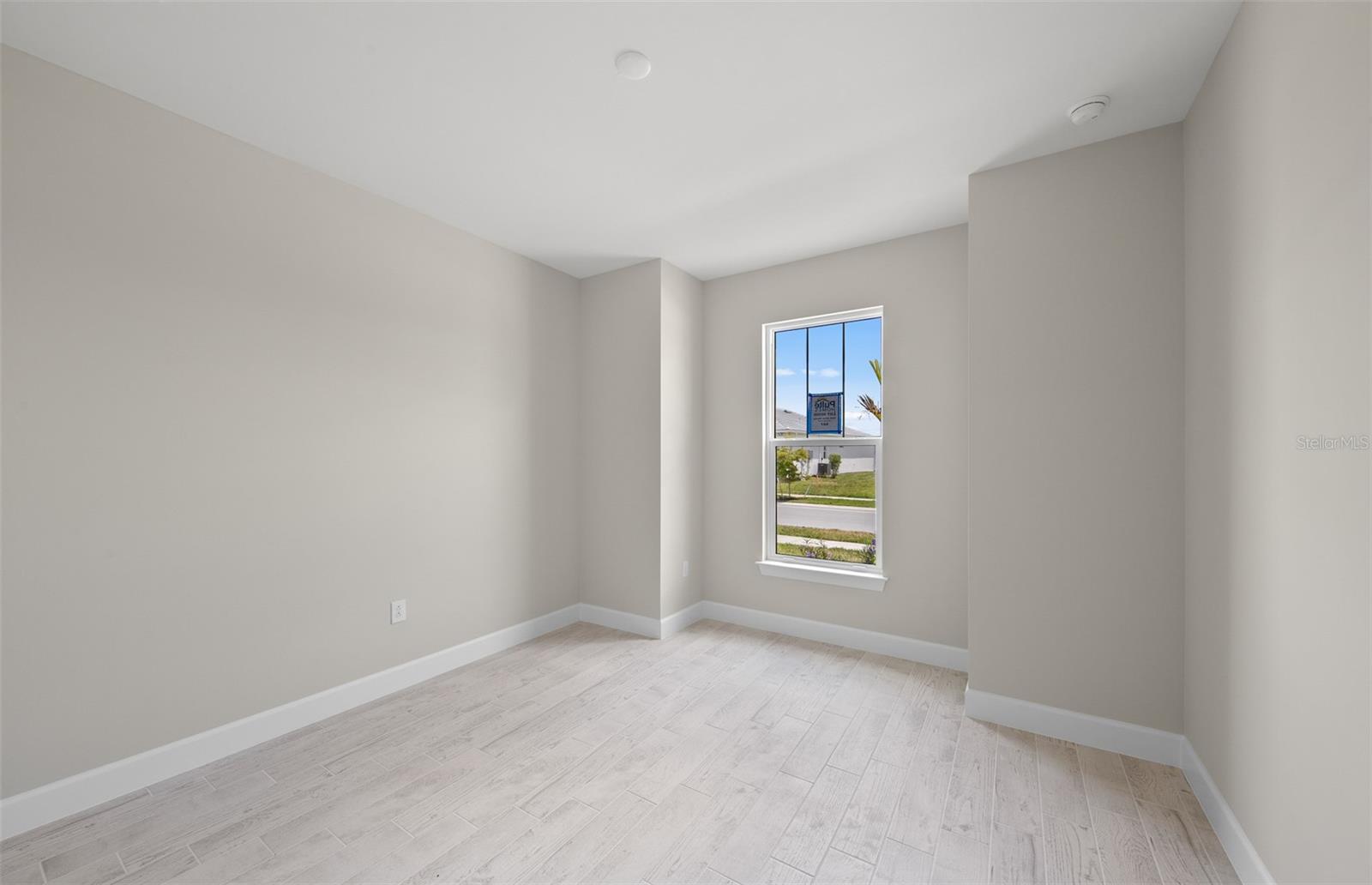 1828 SILVER SHORES BLVD — photo 10