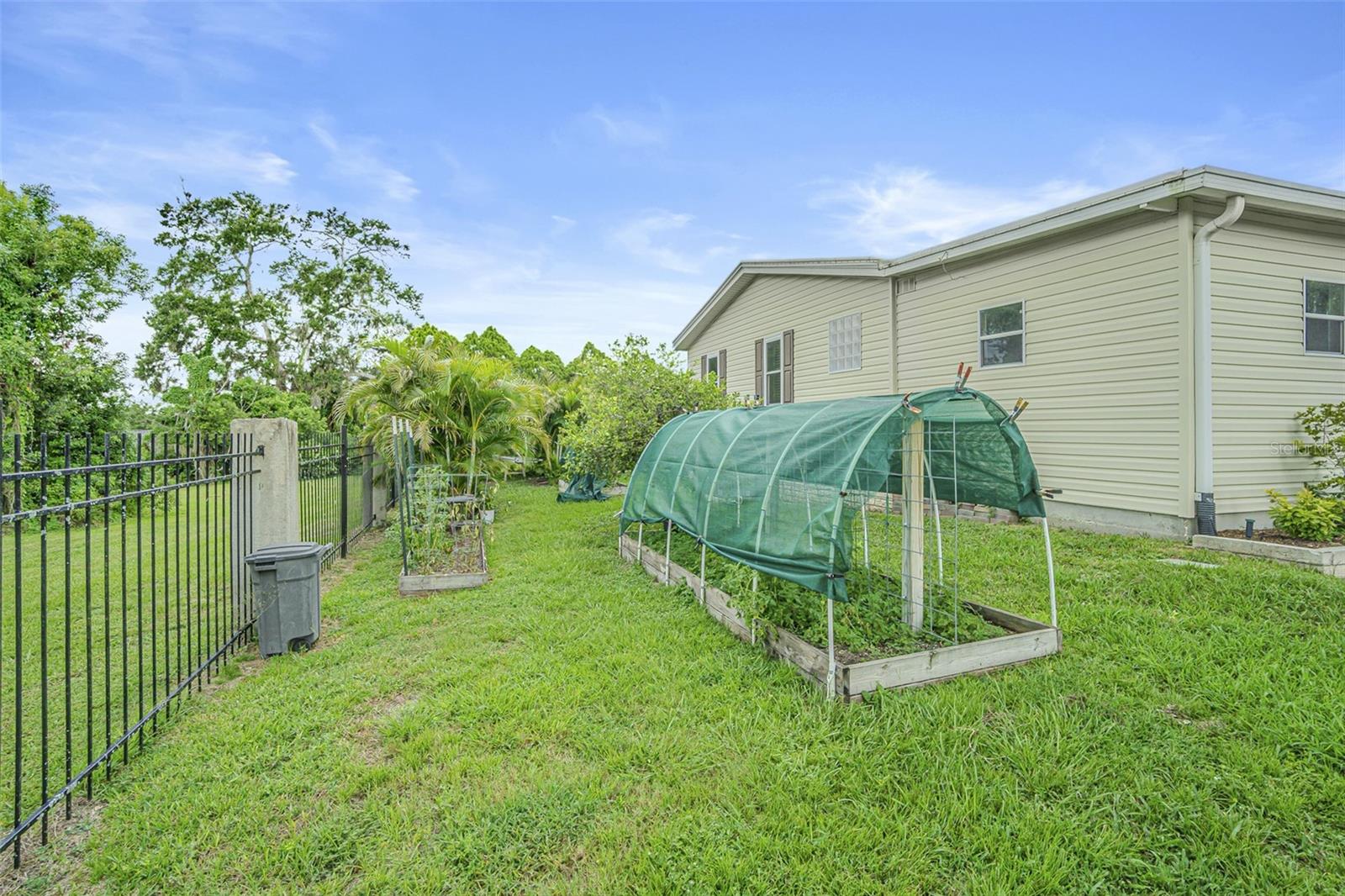 37654 NEUKOM AVE — photo 36