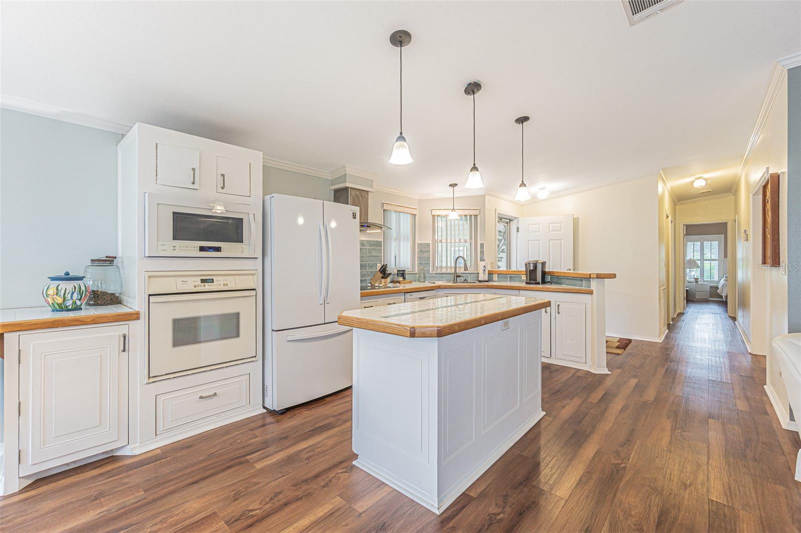 37654 NEUKOM AVE — photo 4