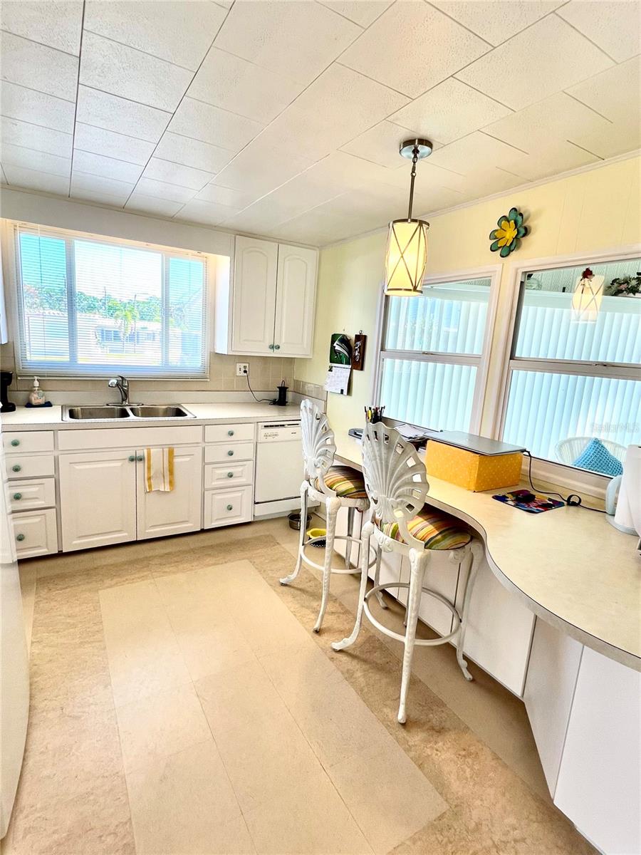 132 S PARK DR #132 — photo 10