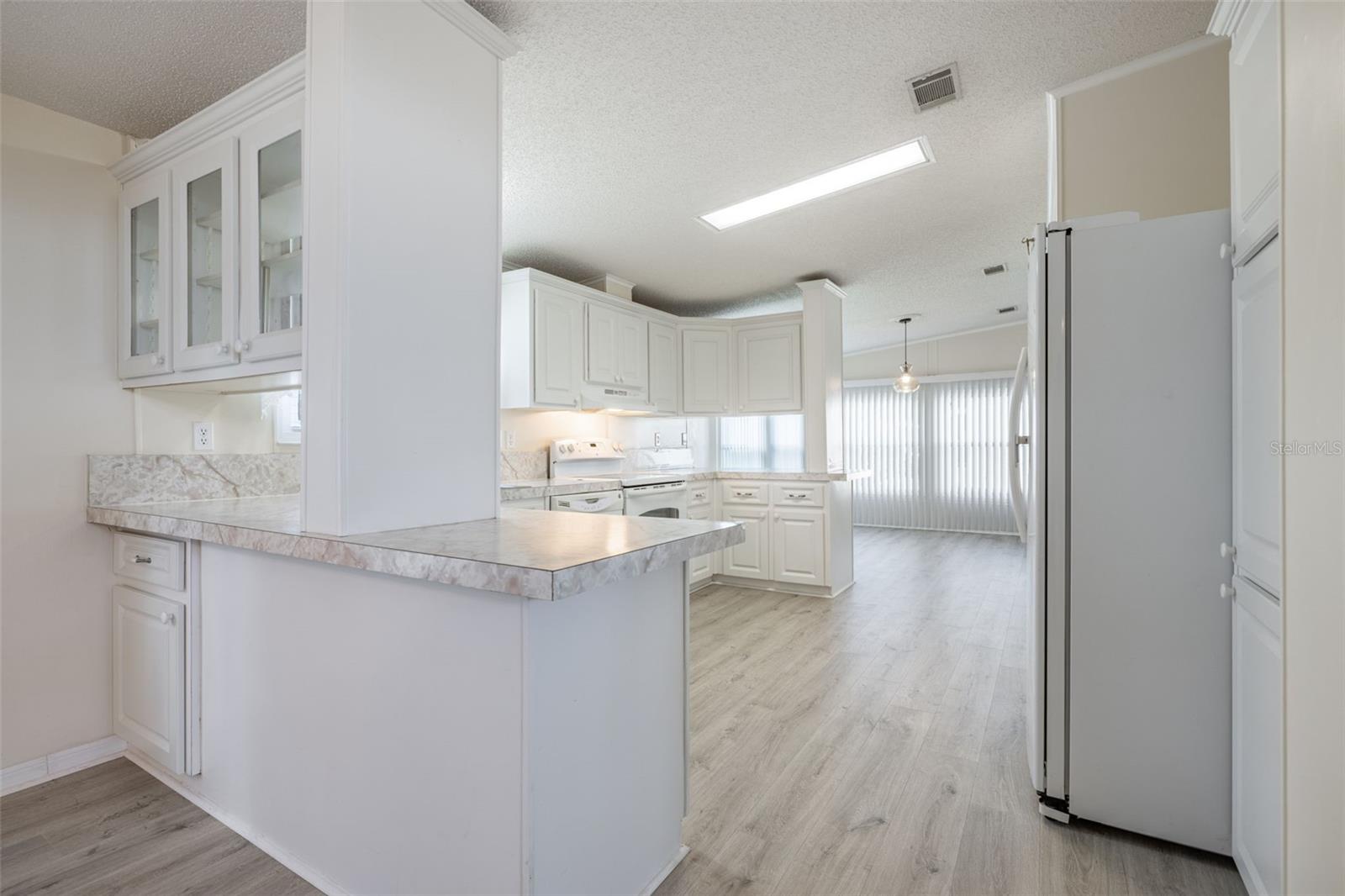 3111 SHORT LEAF ST — photo 14