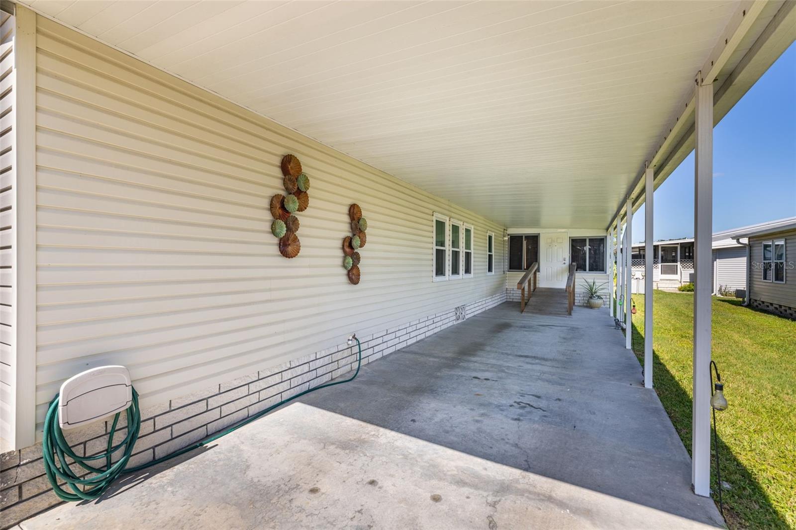 3111 SHORT LEAF ST — photo 3