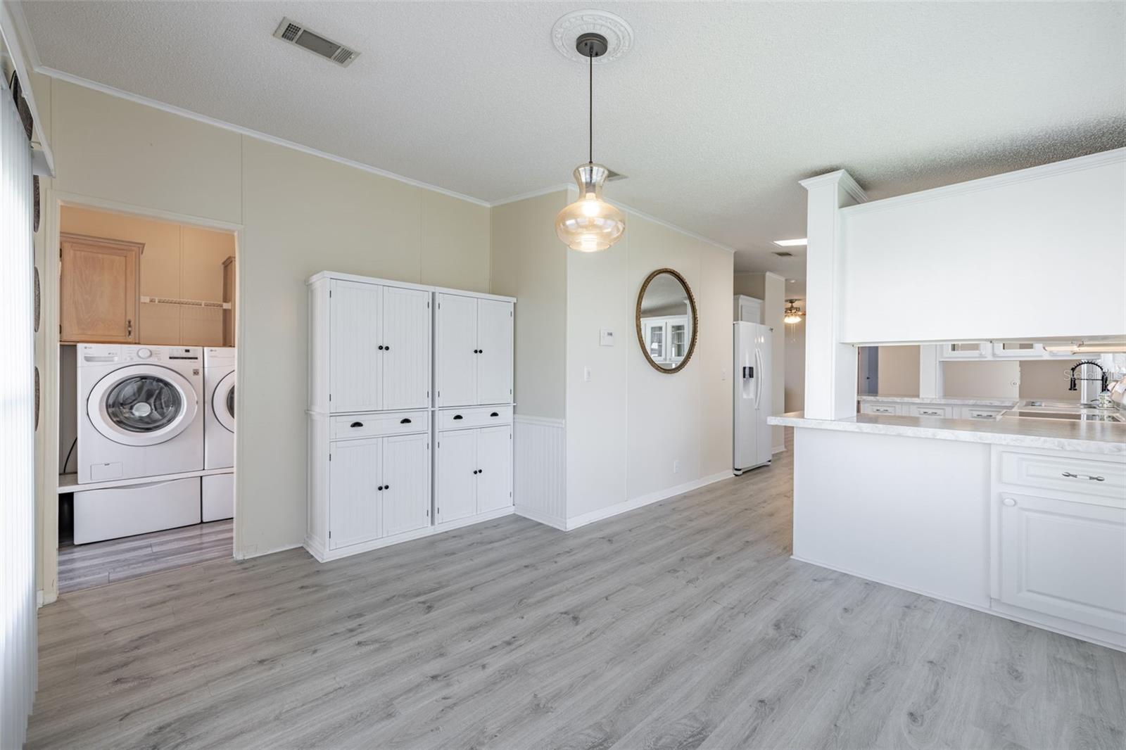 3111 SHORT LEAF ST — photo 20