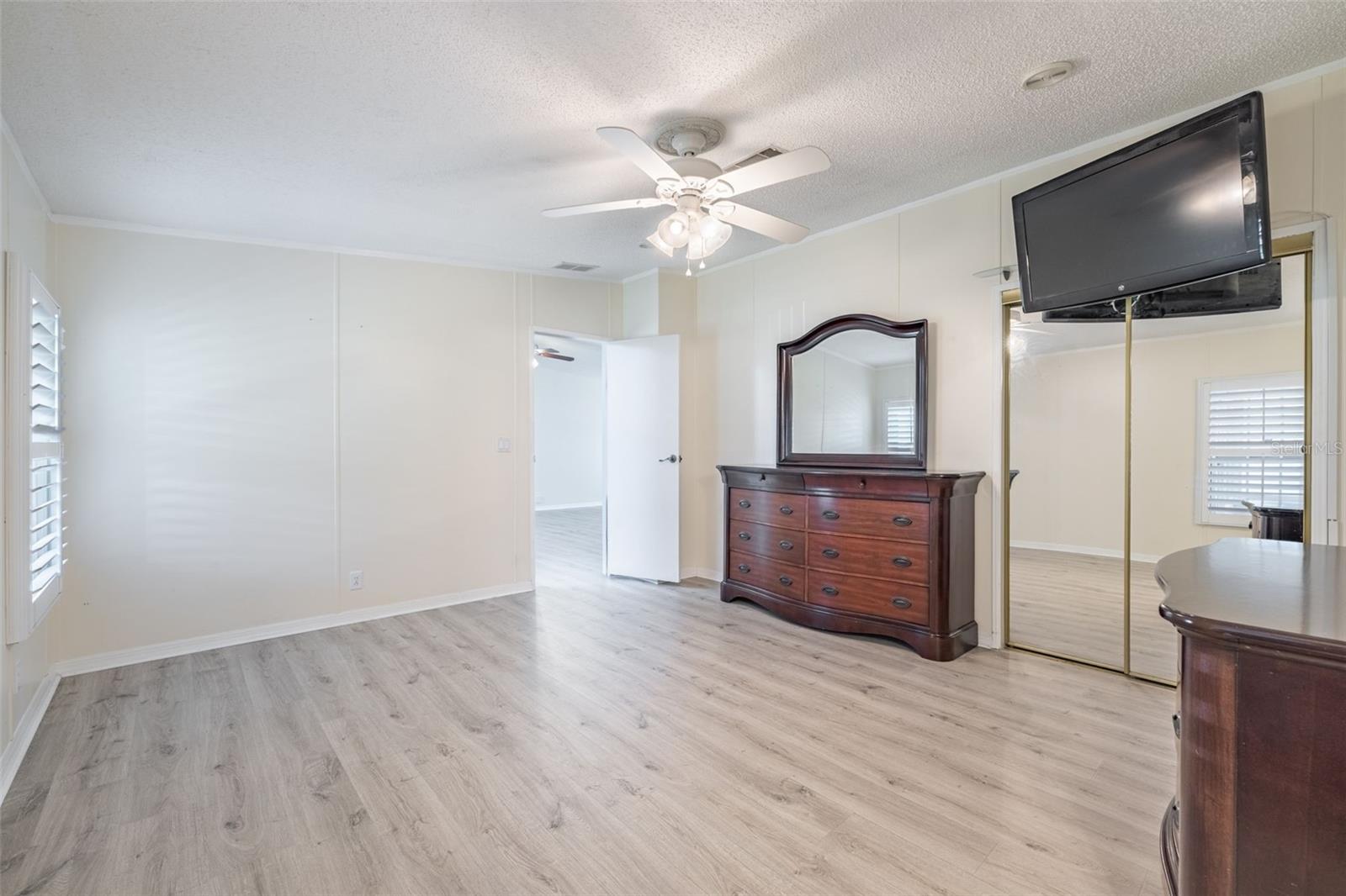 3111 SHORT LEAF ST — photo 23