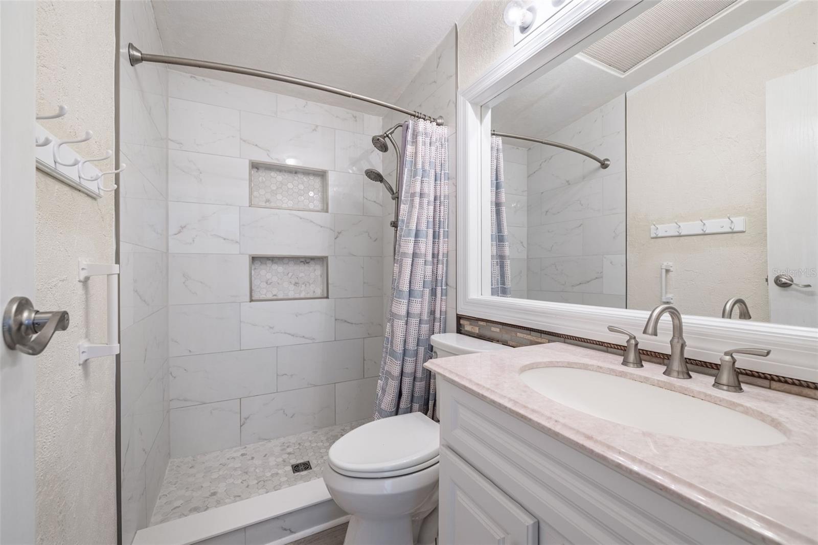 3111 SHORT LEAF ST — photo 27