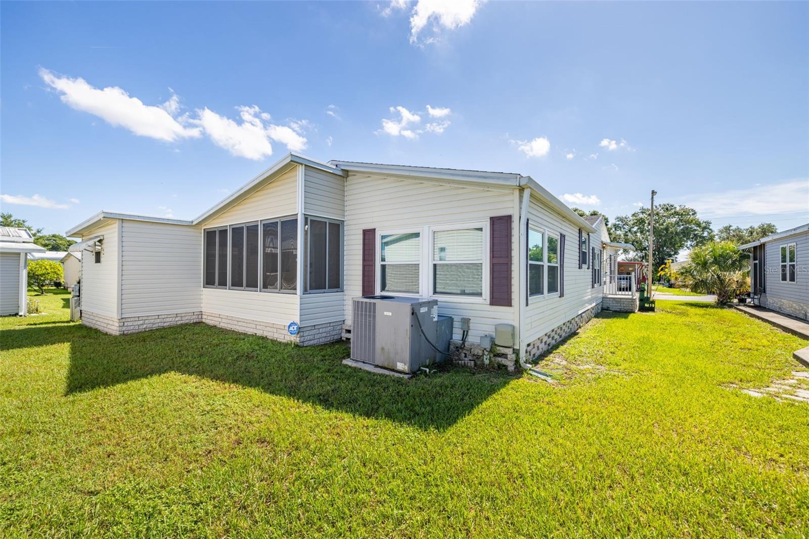 3111 SHORT LEAF ST — photo 32