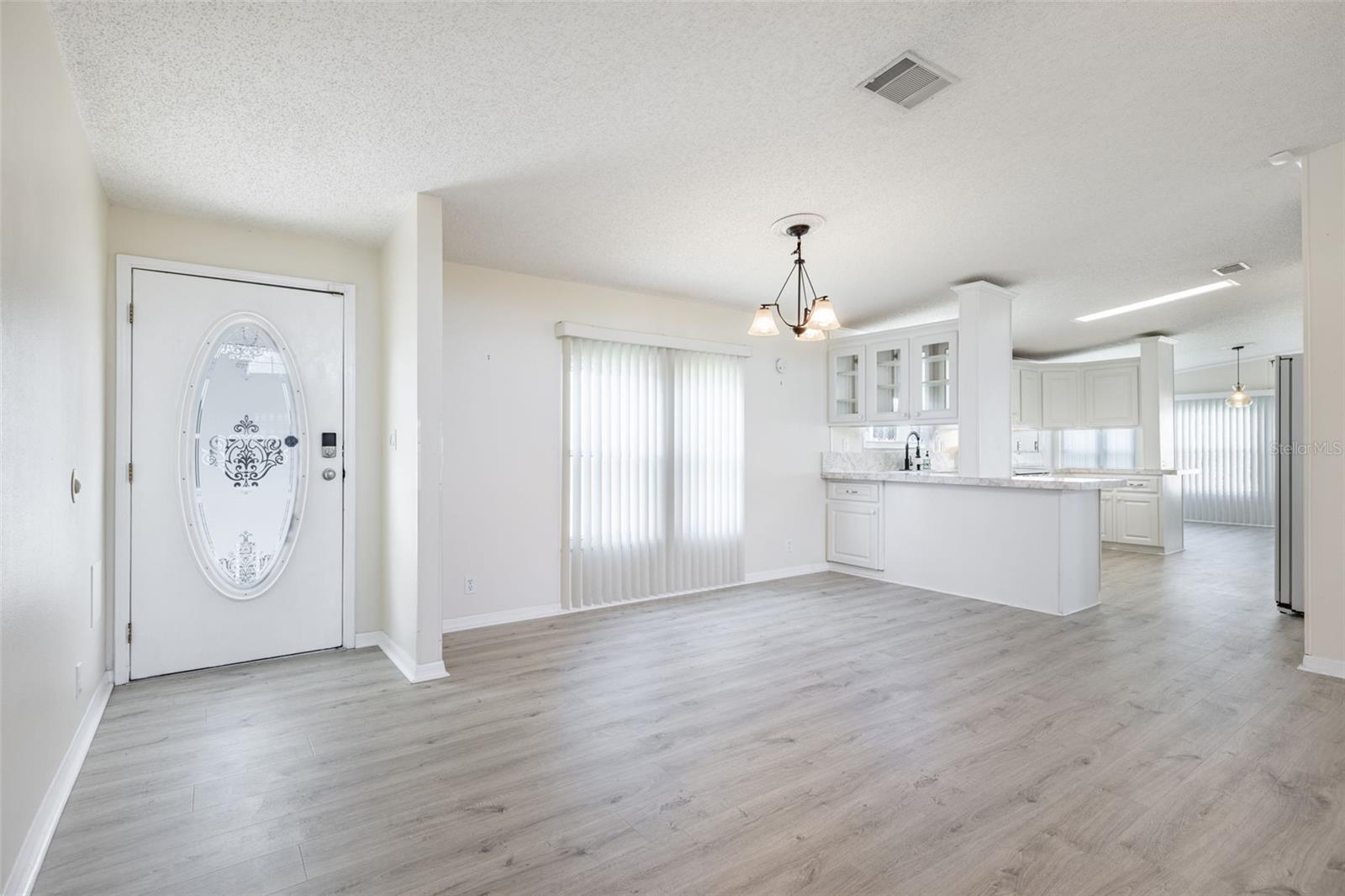 3111 SHORT LEAF ST — photo 9