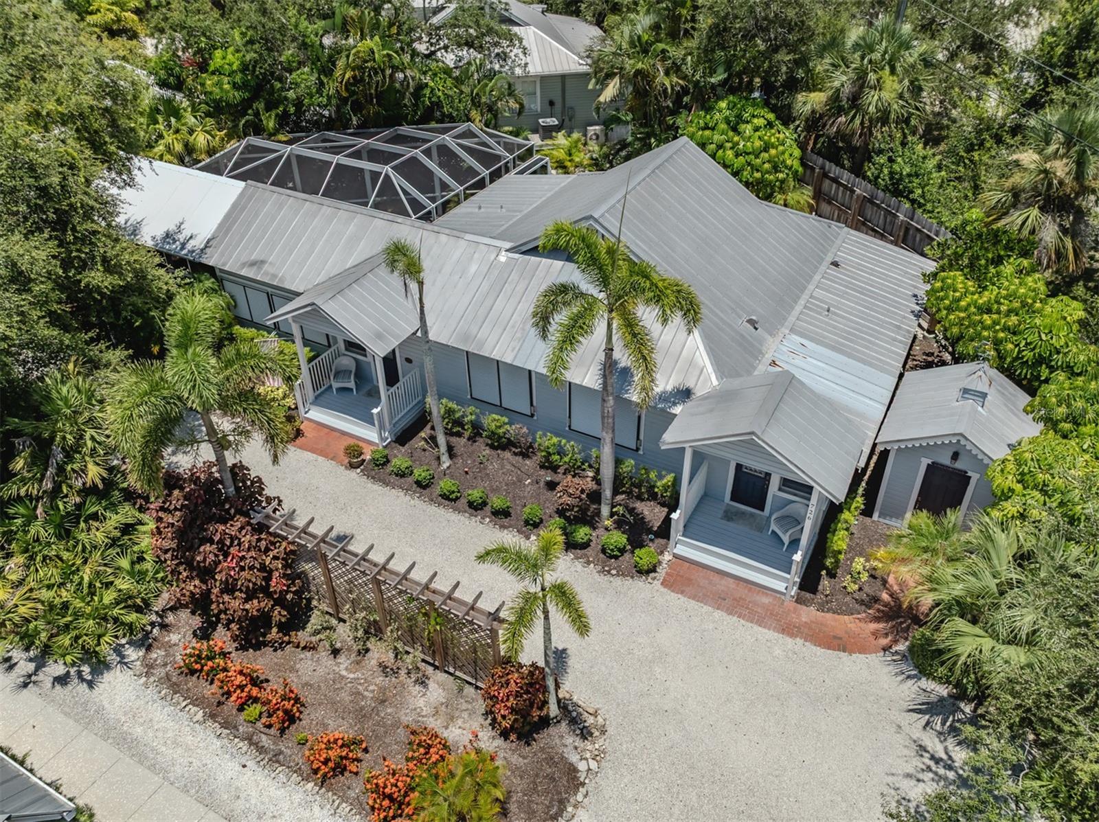 726 EAGLE POINT DR — photo 35