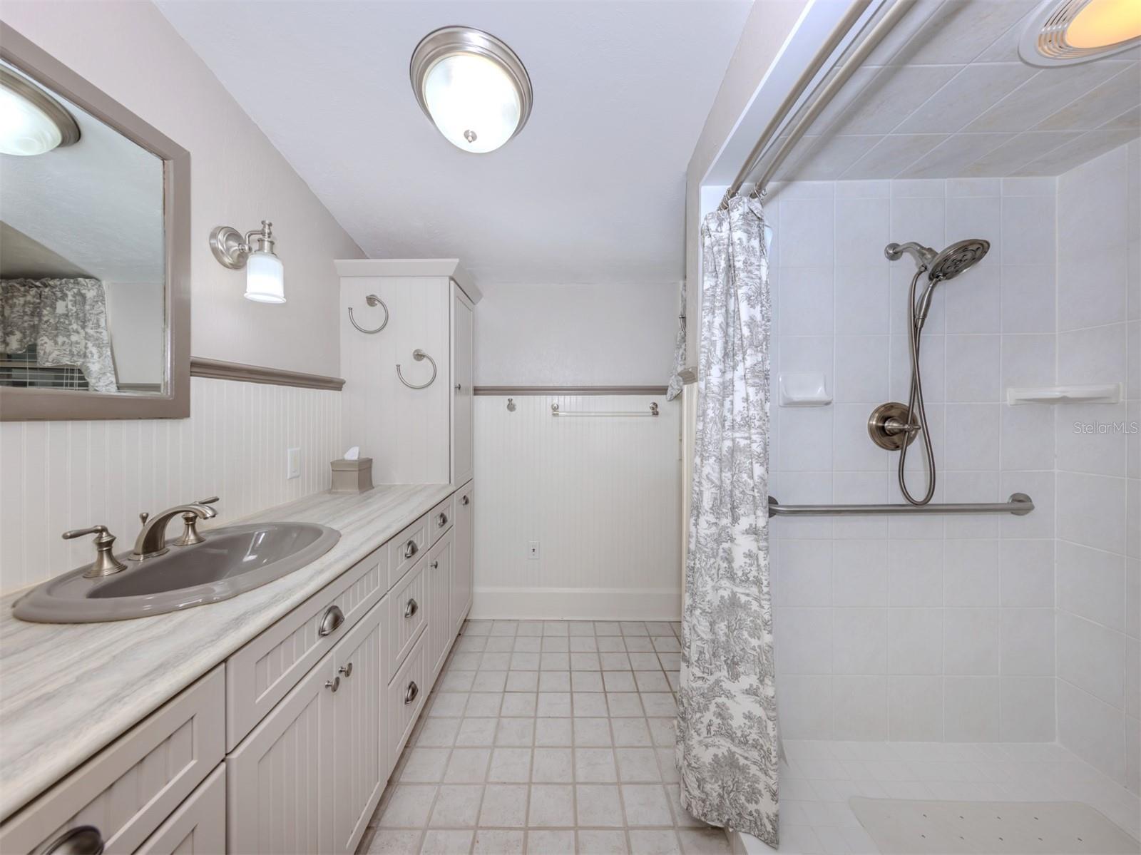 726 EAGLE POINT DR — photo 21