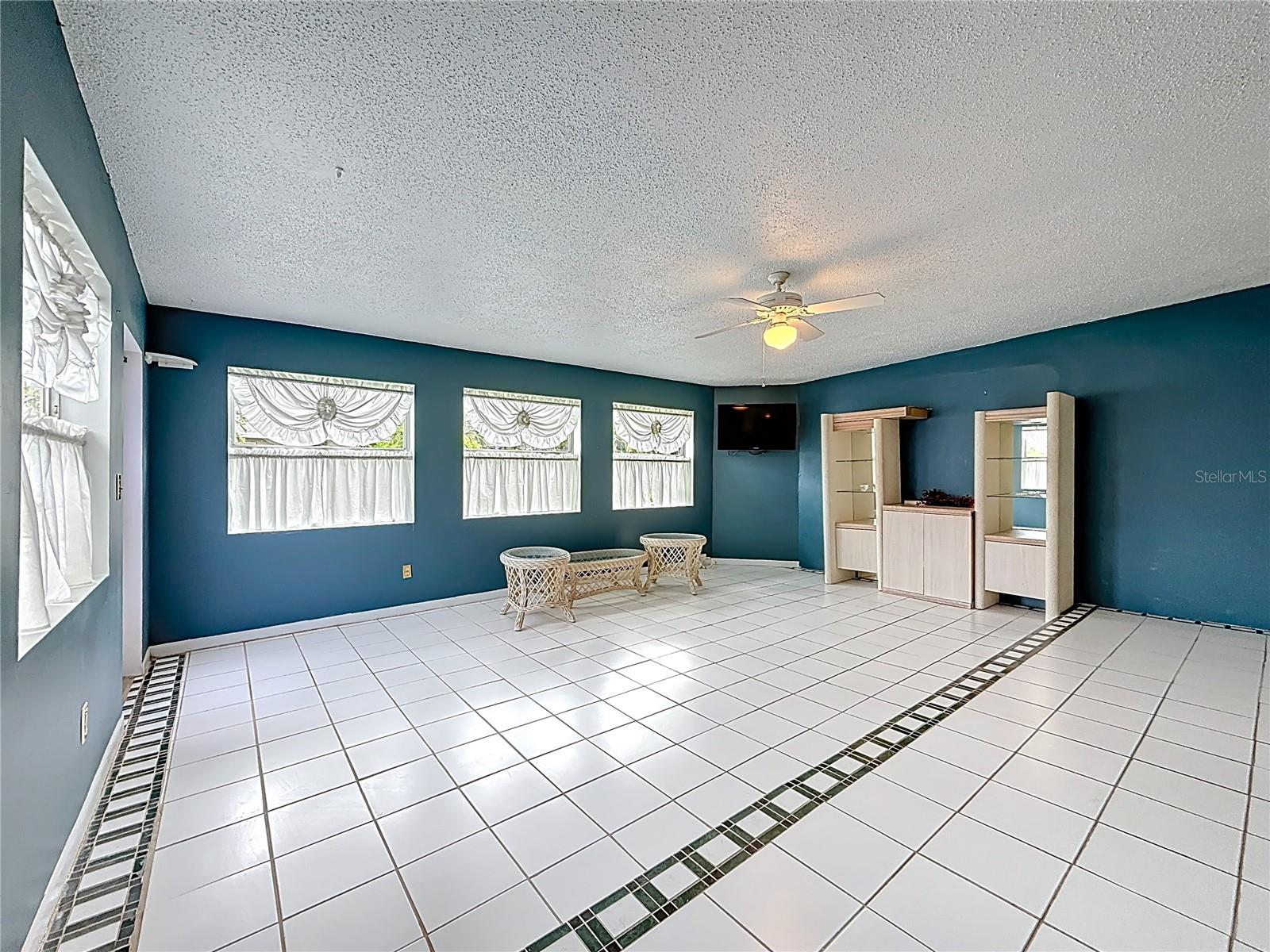 108 INDIAN ROCKS RD S — photo 25