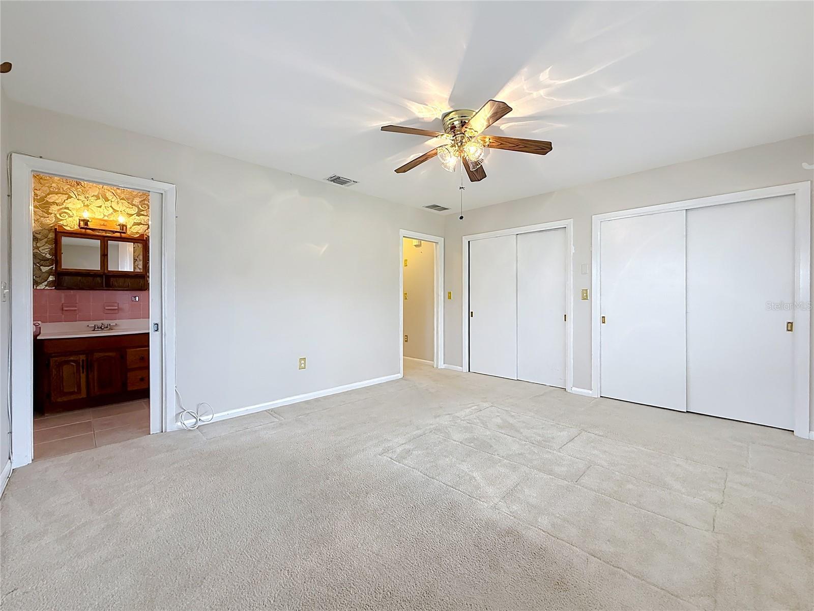108 INDIAN ROCKS RD S — photo 36