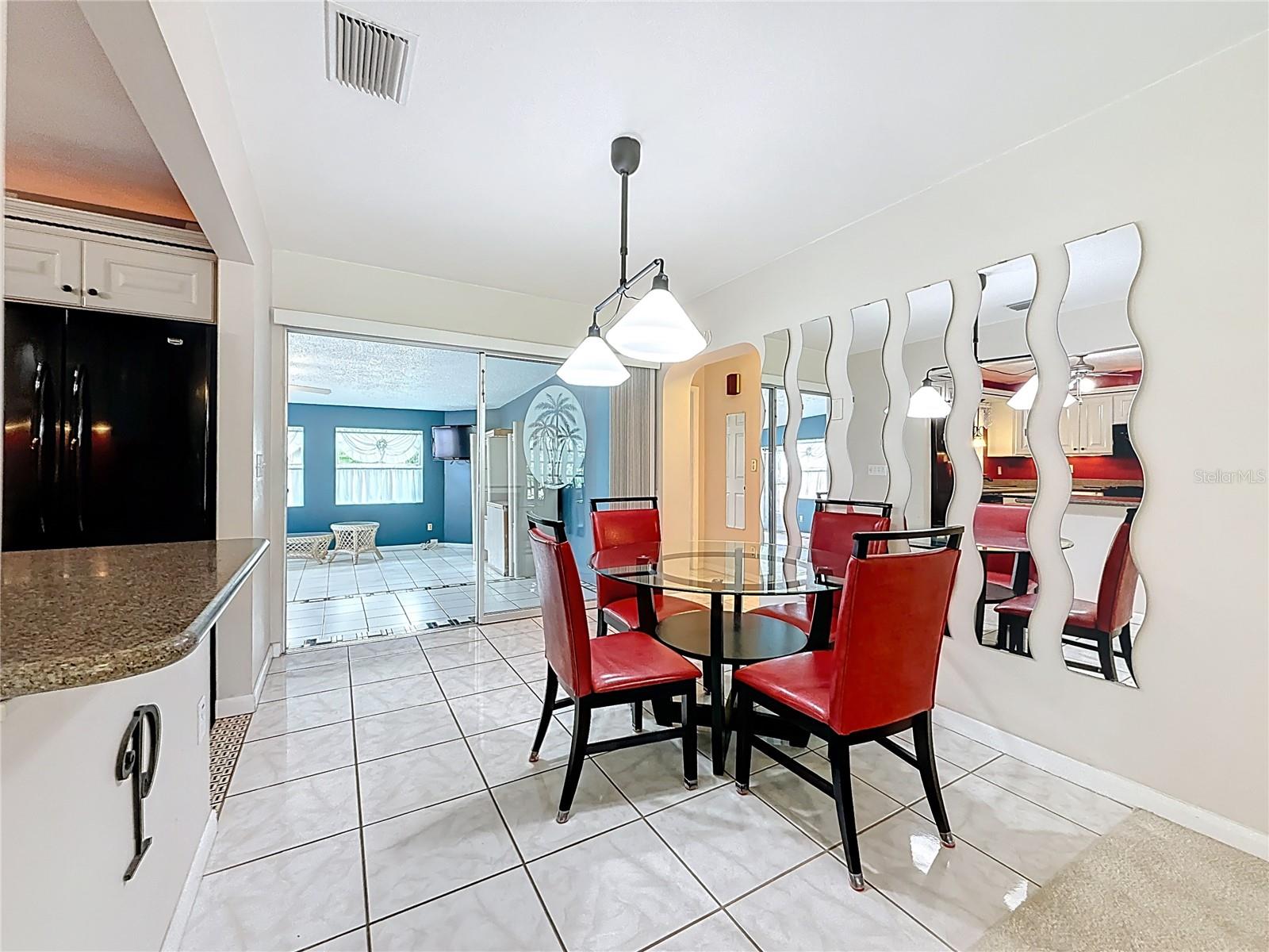 108 INDIAN ROCKS RD S — photo 16