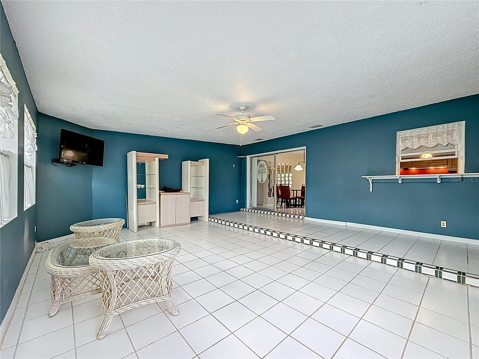 108 INDIAN ROCKS RD S — photo 26