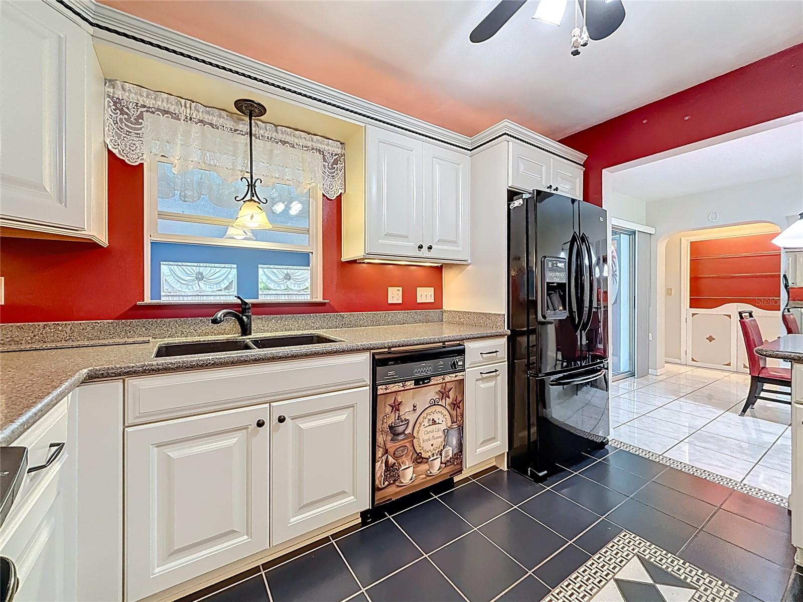 108 INDIAN ROCKS RD S — photo 21
