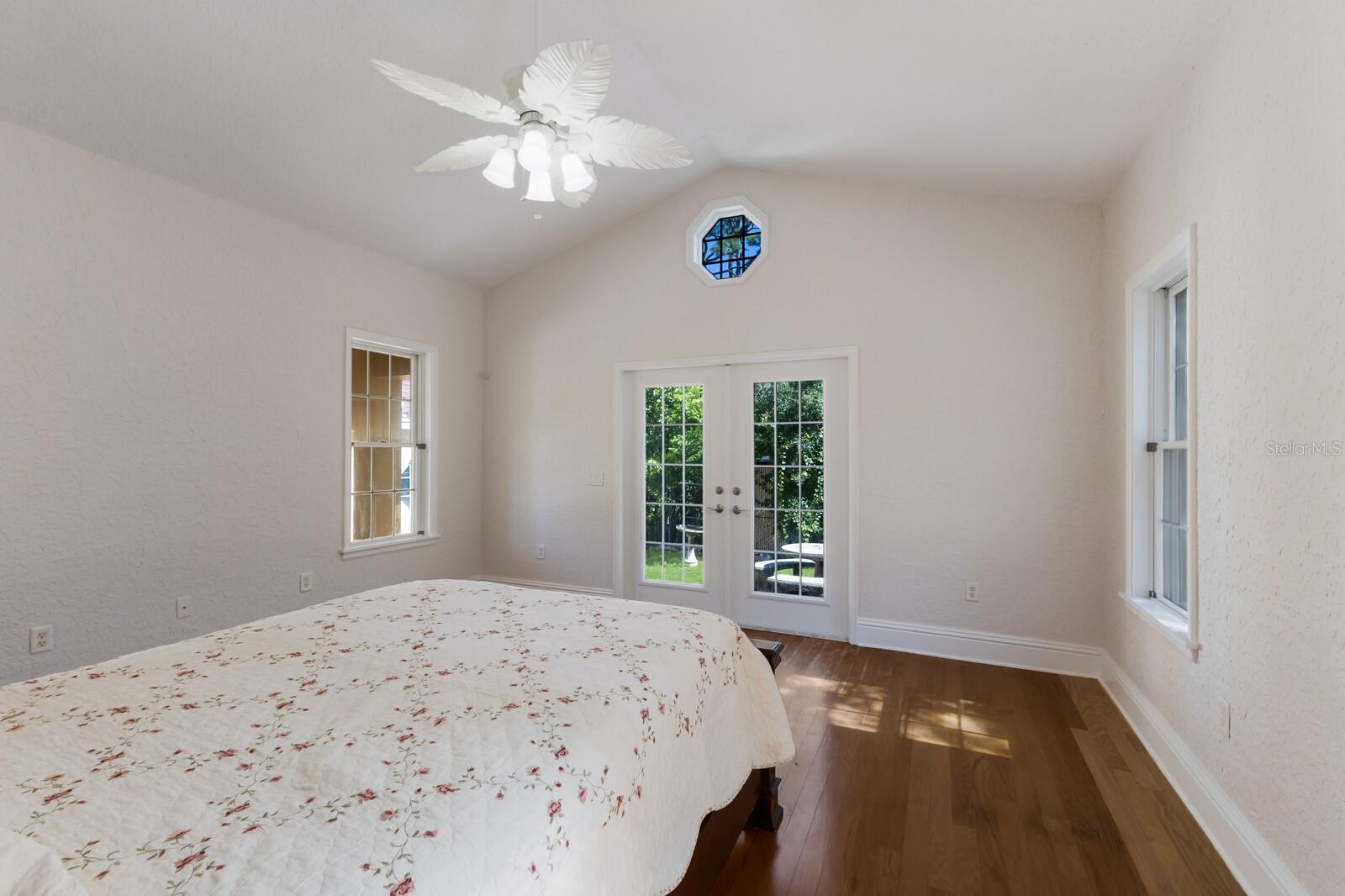 455 ACACIA DR — photo 38
