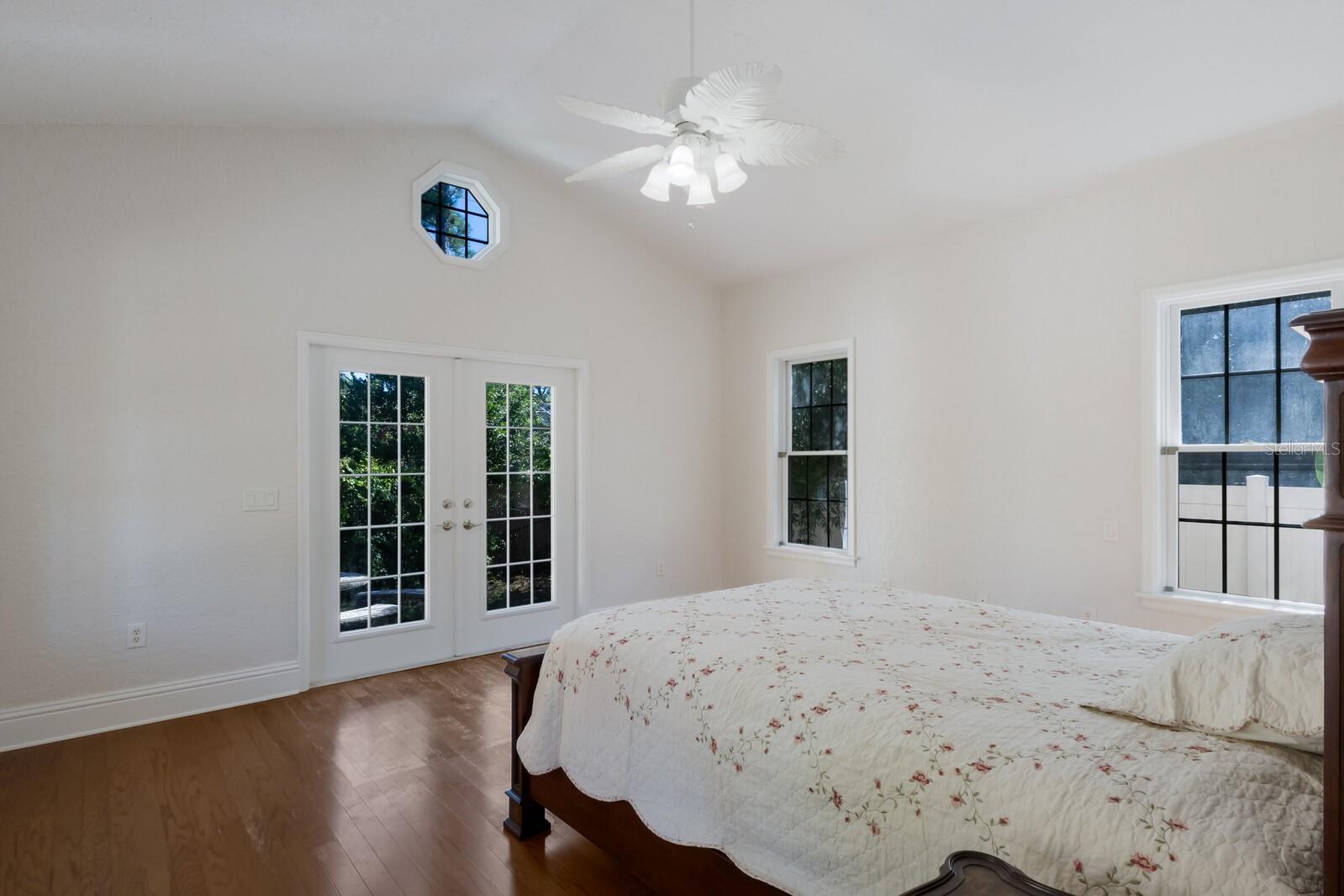 455 ACACIA DR — photo 36