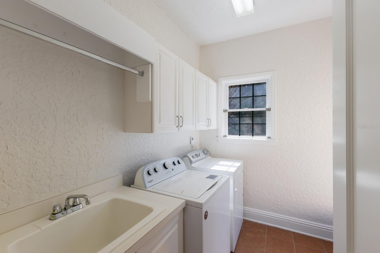455 ACACIA DR — photo 29