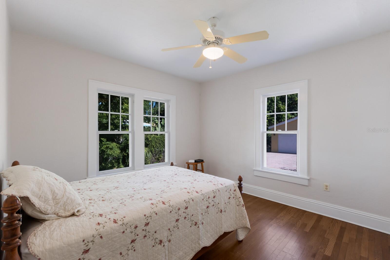 455 ACACIA DR — photo 34