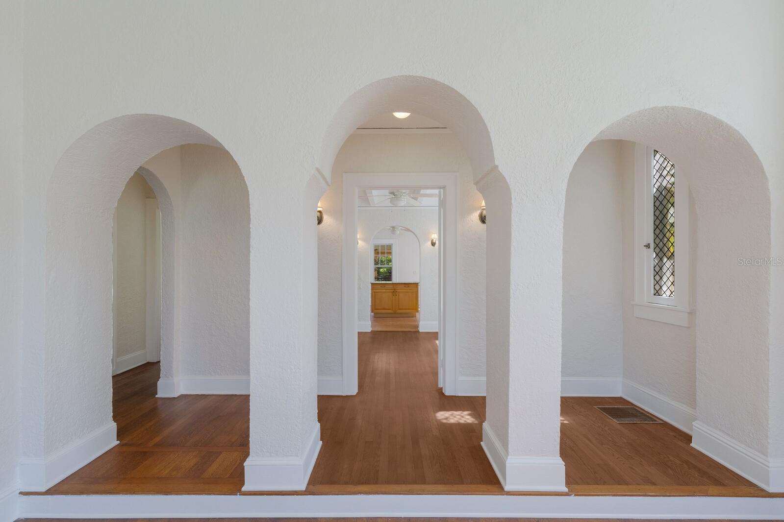 455 ACACIA DR — photo 16